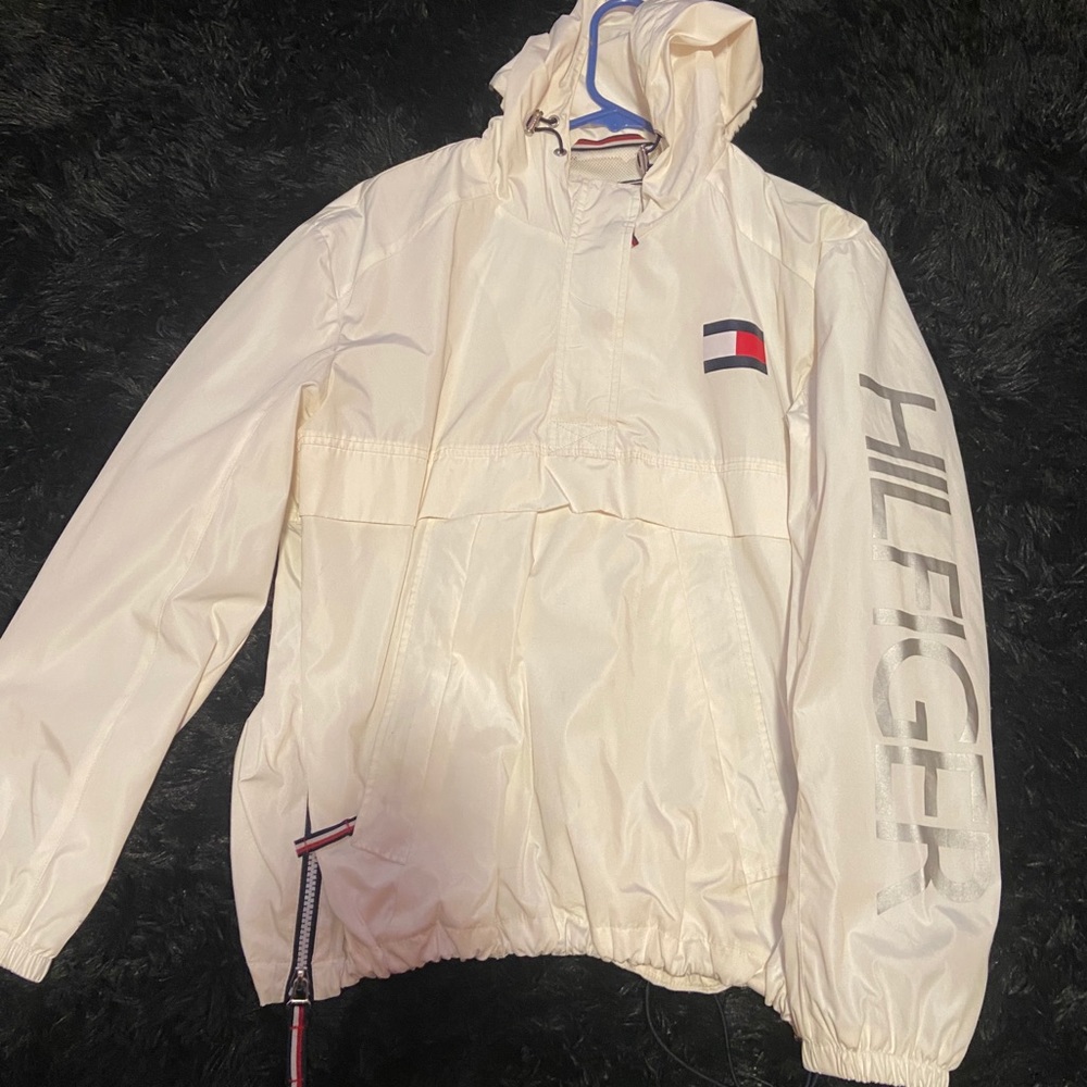 tommy hilfiger adjust able windbreaker